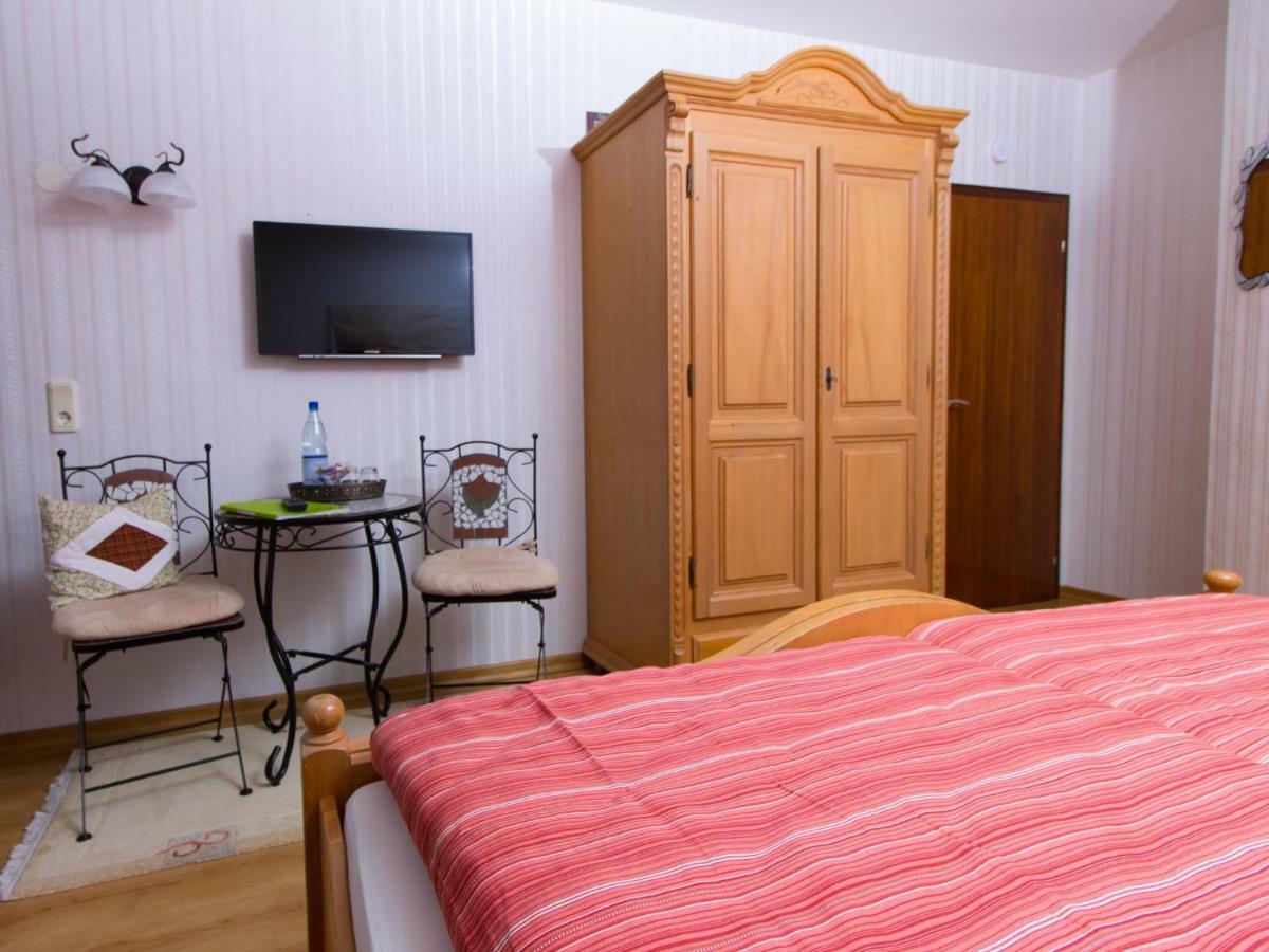 Bed & Breakfast Sandra Mueller Burg  エクステリア 写真